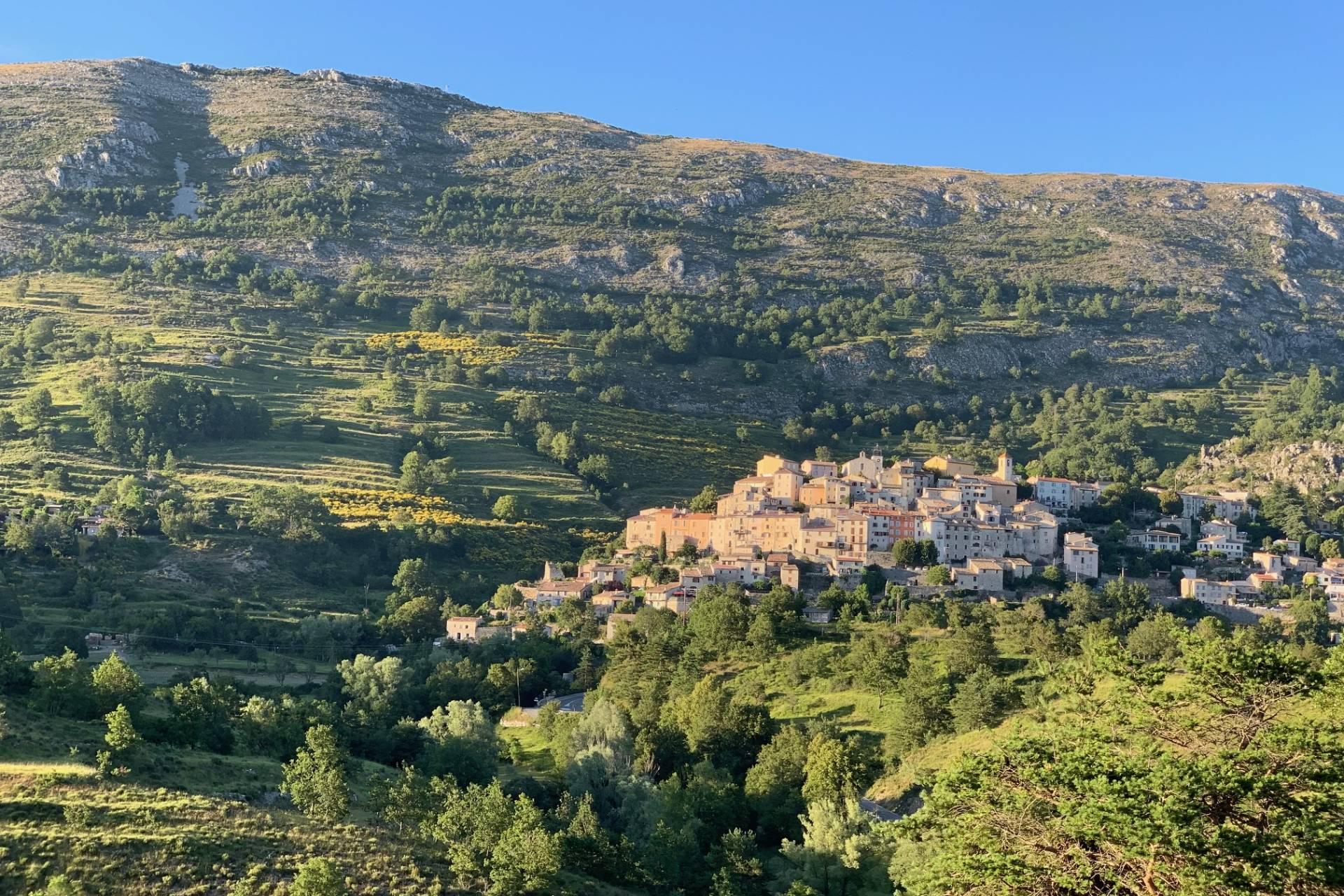 Coursegoules panorama
